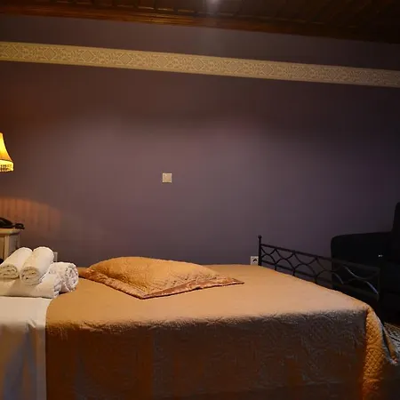 Anapli Pensión 3*